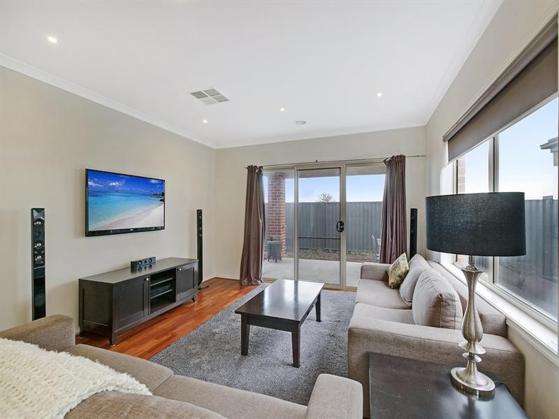 14 Vanin Street, Epping VIC 3076