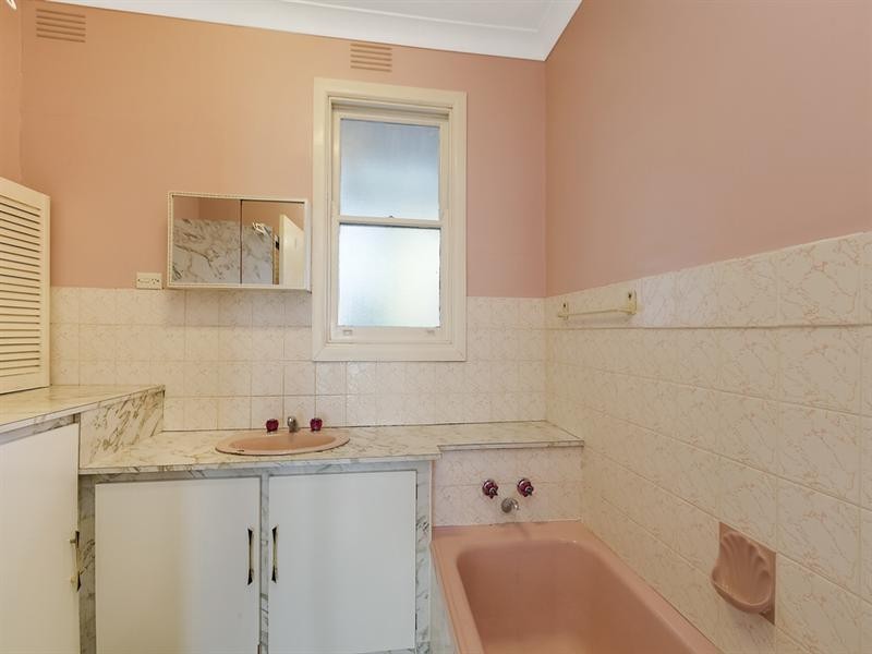 16 Edmondson Street, Lalor VIC 3075