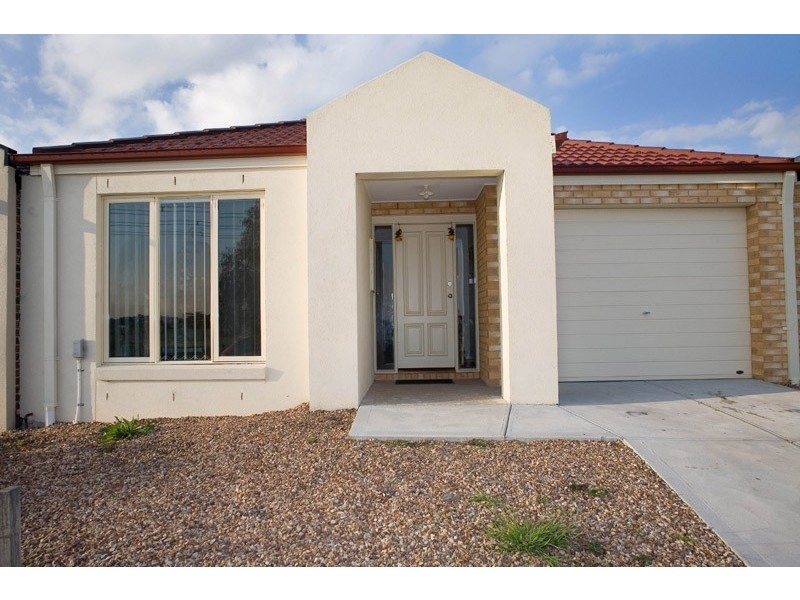 11 Shaftesbury Drive, Epping VIC 3076