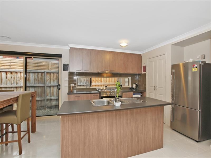 6 Cotswold Way, Mernda VIC 3754