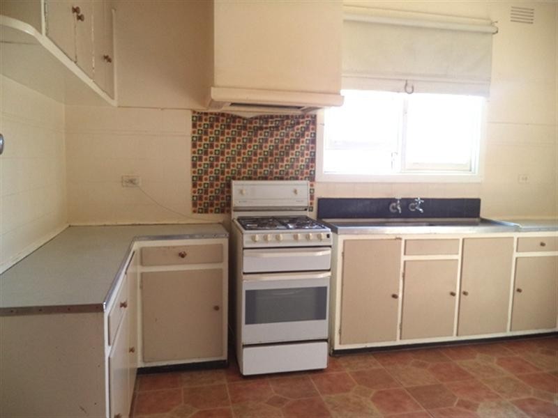 108 Cheddar Road, Reservoir VIC 3073