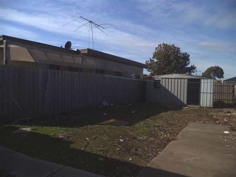 108 Cheddar Road, Reservoir VIC 3073