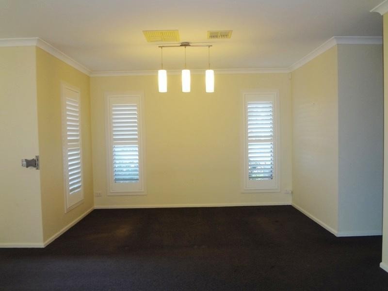 13 Mernda Village Drive, Mernda VIC 3754