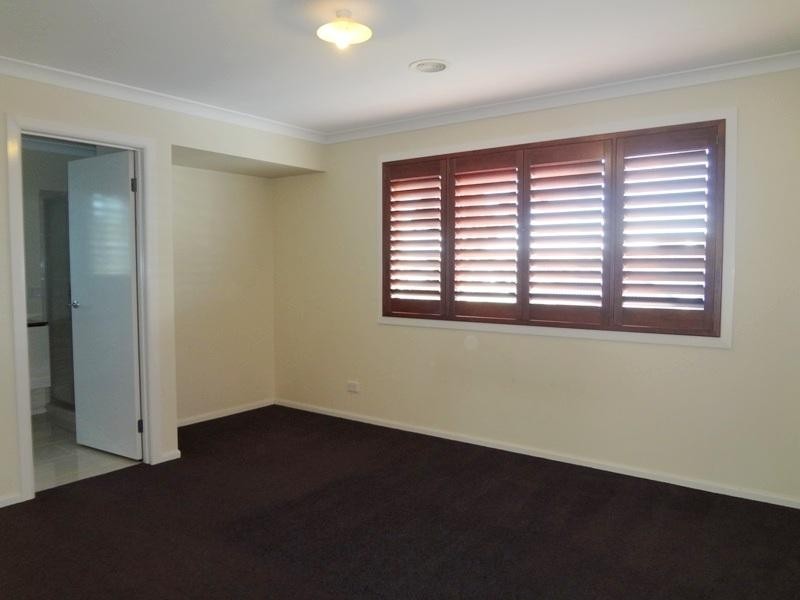 13 Mernda Village Drive, Mernda VIC 3754