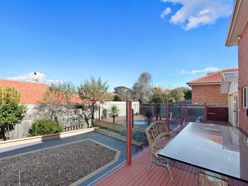 3 Eucalypt Drive, Mill Park VIC 3082