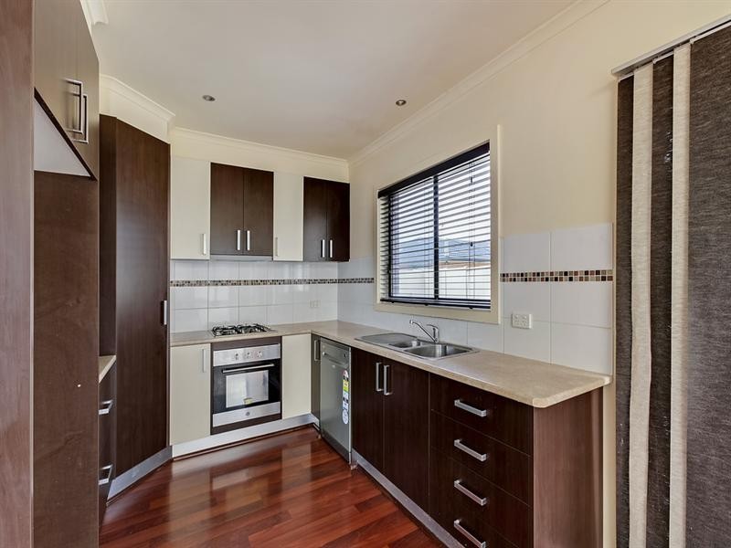 11/13 Viewgrand Boulevard, Epping VIC 3076