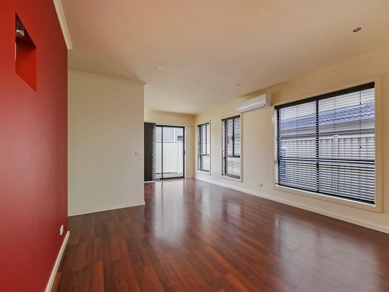 11/13 Viewgrand Boulevard, Epping VIC 3076