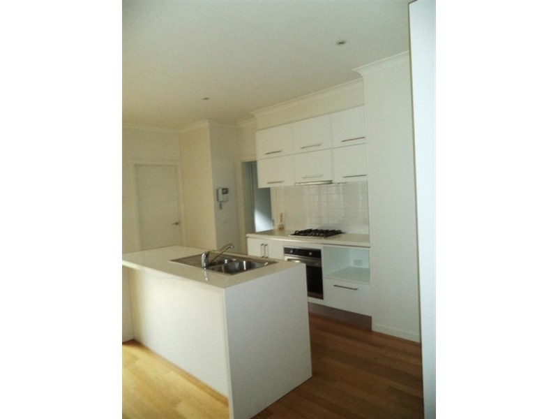 6/16 Young Street, Epping VIC 3076