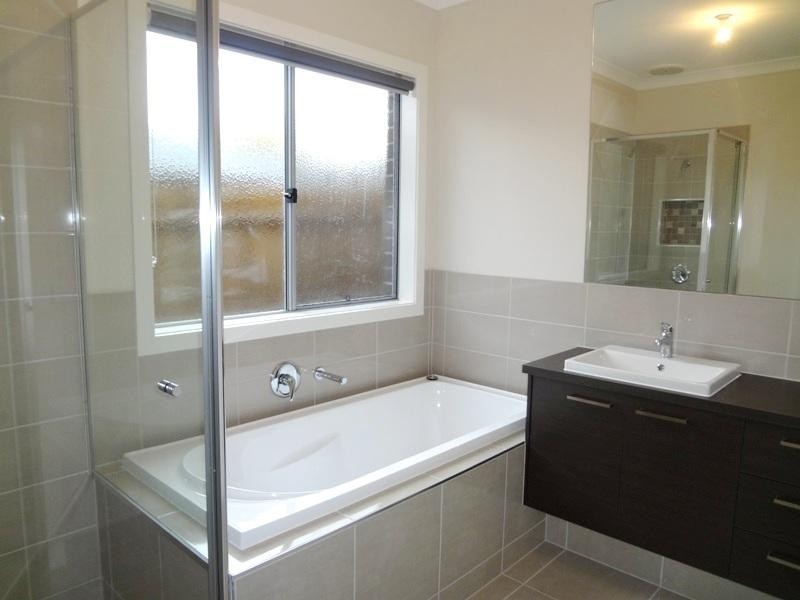 7 Odette Way, South Morang VIC 3752