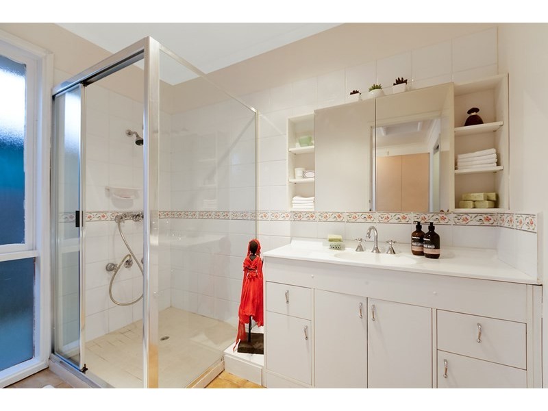 13 Glendale Avenue, Epping VIC 3076