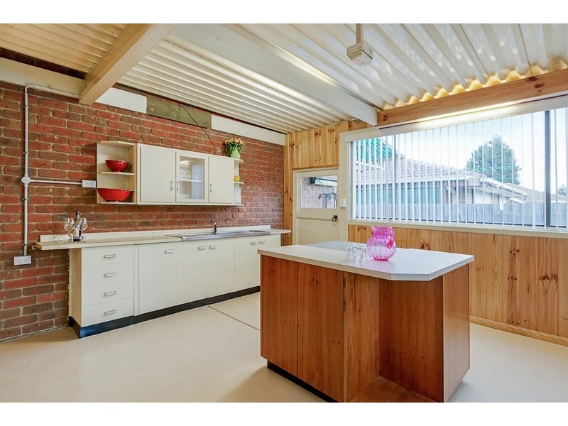 13 Glendale Avenue, Epping VIC 3076