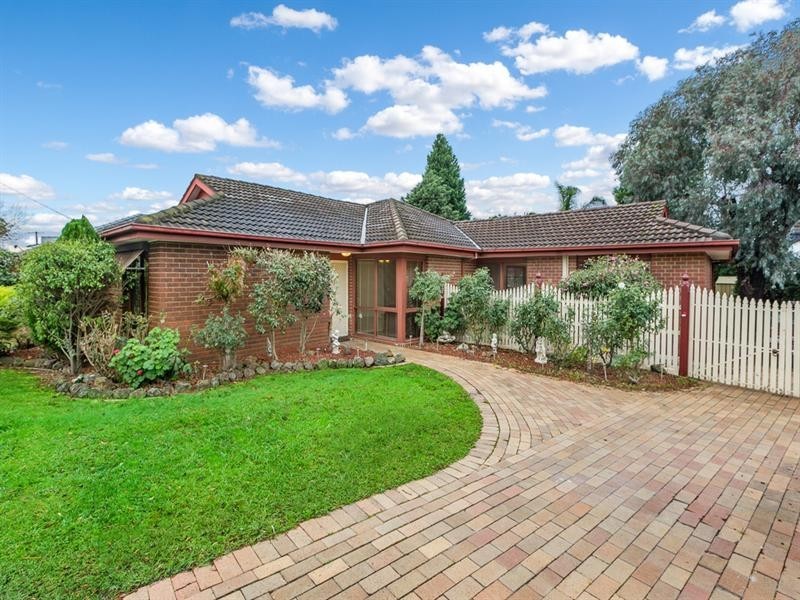 6 Holburn Way, Epping VIC 3076