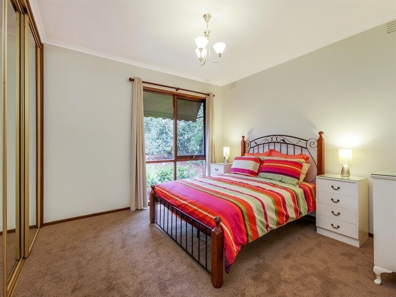 6 Holburn Way, Epping VIC 3076