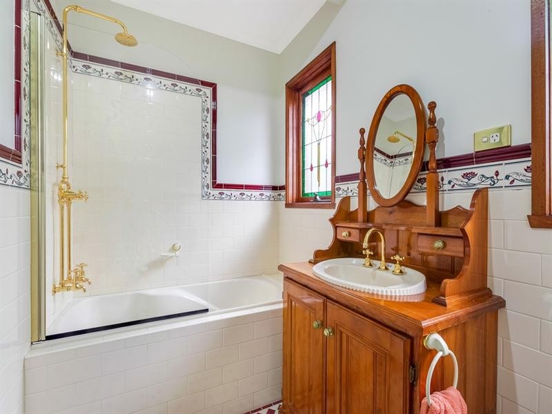 6 Holburn Way, Epping VIC 3076