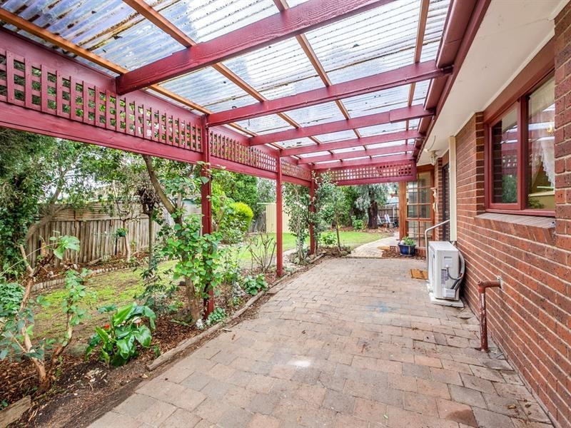 6 Holburn Way, Epping VIC 3076