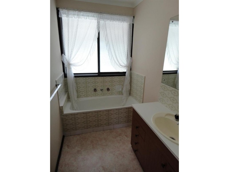 48 Hendersons Road, Epping VIC 3076