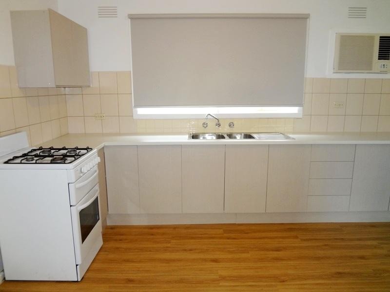 12 Magnolia Court, Lalor VIC 3075