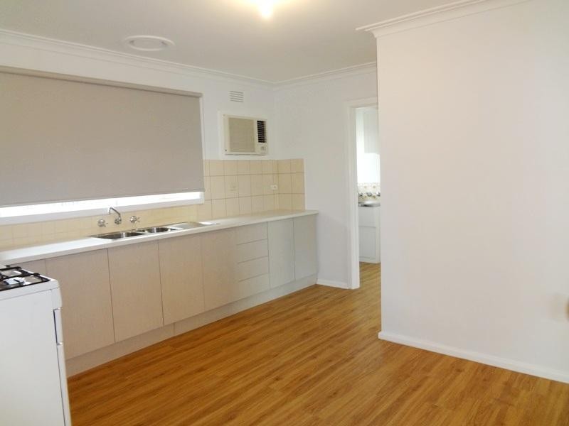 12 Magnolia Court, Lalor VIC 3075