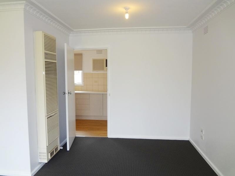 12 Magnolia Court, Lalor VIC 3075