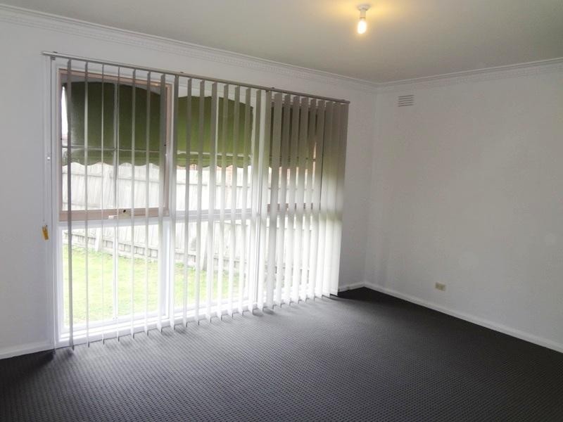 12 Magnolia Court, Lalor VIC 3075