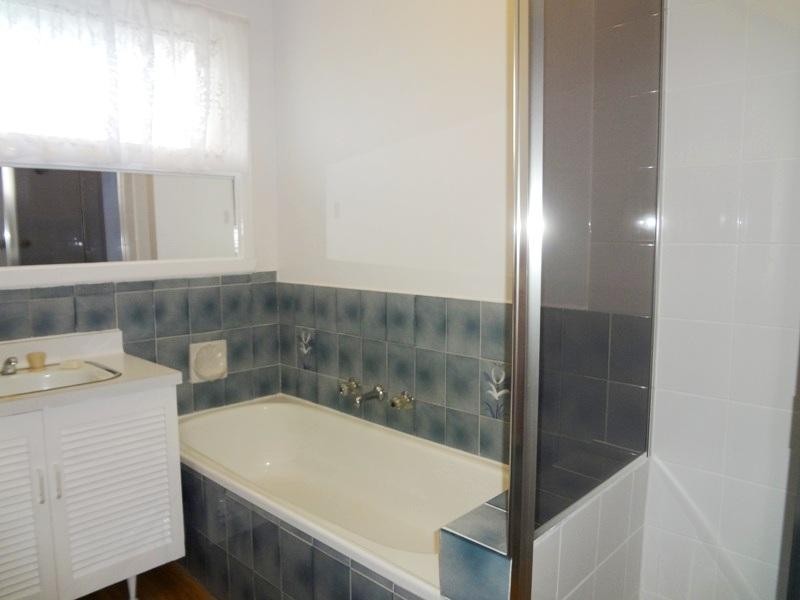 12 Magnolia Court, Lalor VIC 3075