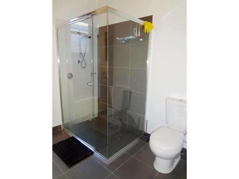 34 Aleman Green, Mernda VIC 3754