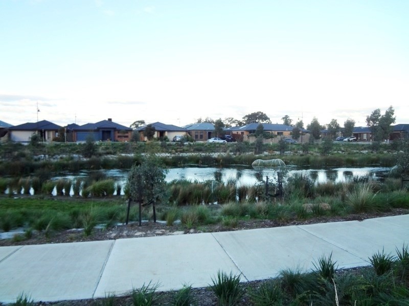 34 Aleman Green, Mernda VIC 3754