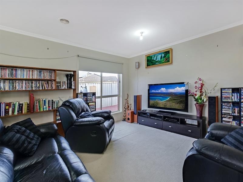 16 Erindale Place, Craigieburn VIC 3064