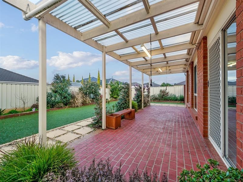 16 Erindale Place, Craigieburn VIC 3064