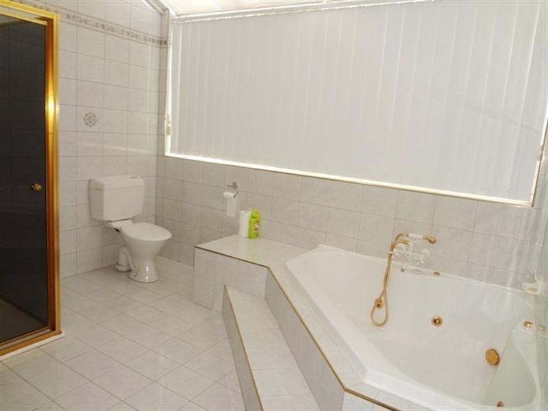 370 Gordons Road, South Morang VIC 3752