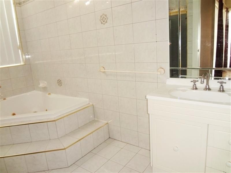 370 Gordons Road, South Morang VIC 3752