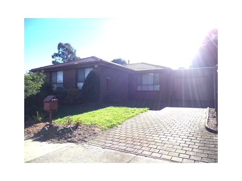 1 Idriess Court, Mill Park VIC 3082