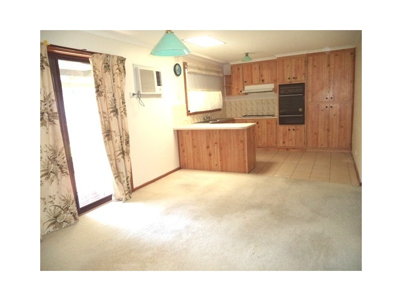 1 Idriess Court, Mill Park VIC 3082