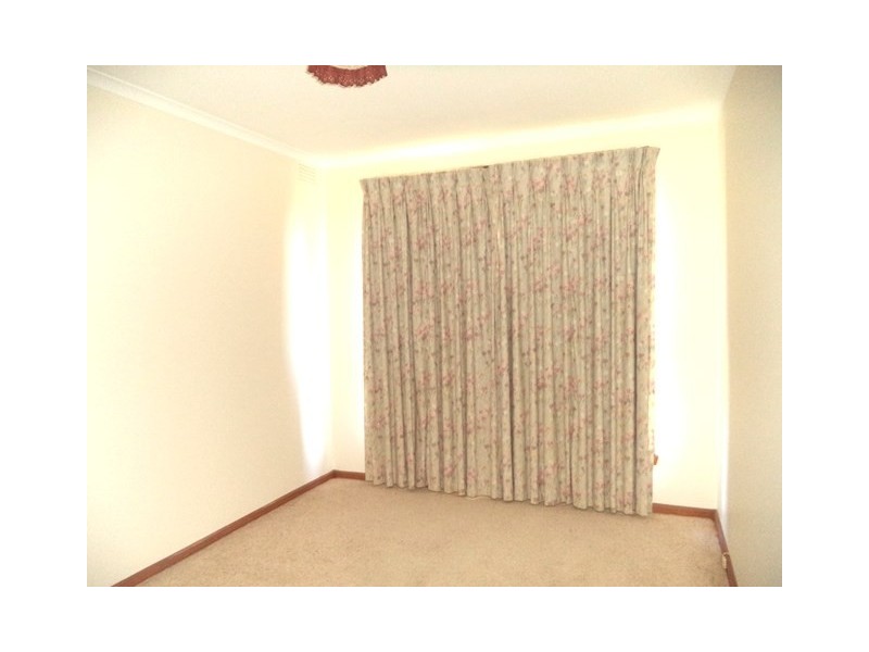 1 Idriess Court, Mill Park VIC 3082