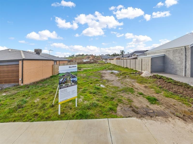 5 Greenside Way, Mernda VIC 3754