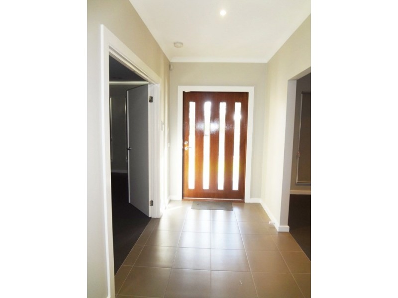22 Loughton Avenue, Epping VIC 3076