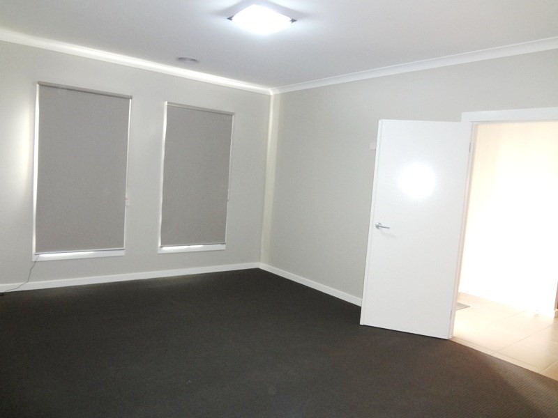 22 Loughton Avenue, Epping VIC 3076