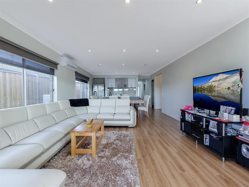 40 Renaissance Boulevard, Mernda VIC 3754