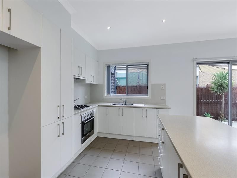 6 Alhambra Drive, Epping VIC 3076