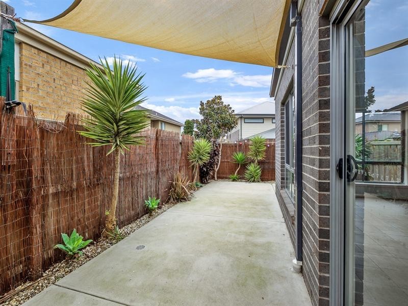 6 Alhambra Drive, Epping VIC 3076