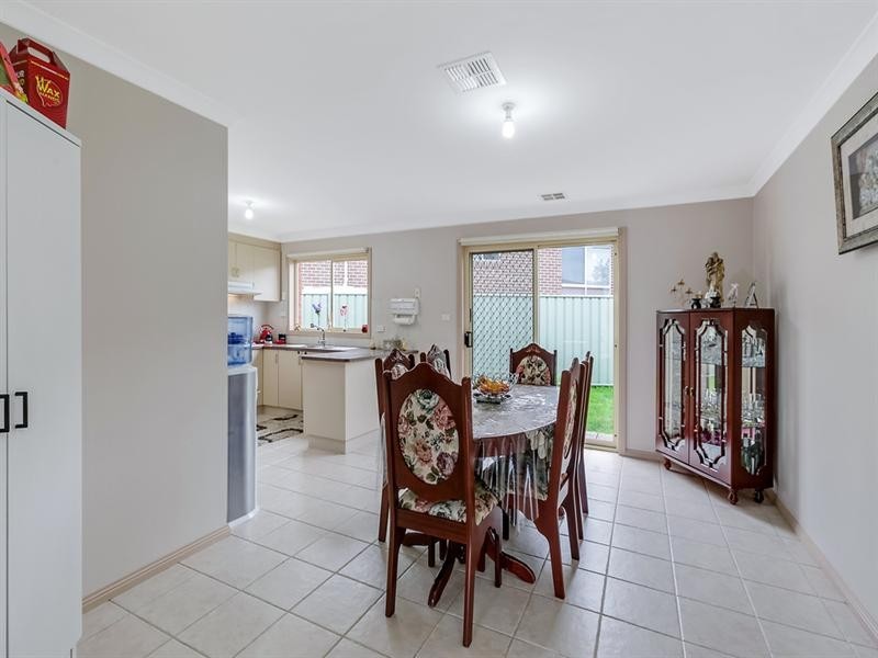 28 Oldfield Place, Epping VIC 3076