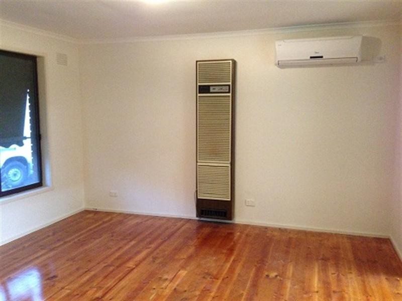 10/1 Rochdale Square, Lalor VIC 3075