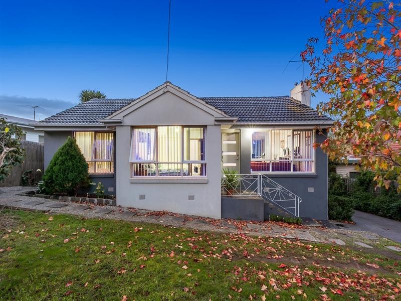 1/245 Nepean Street, Greensborough VIC 3088