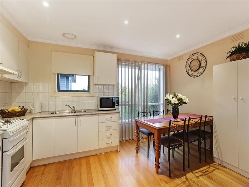 1/245 Nepean Street, Greensborough VIC 3088