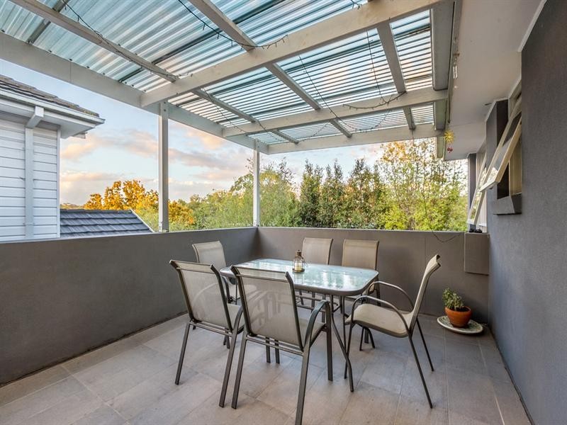 1/245 Nepean Street, Greensborough VIC 3088