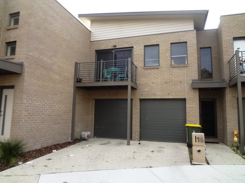 16 Pin Oak Mews, Epping VIC 3076