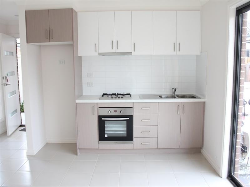 8/6 Central Avenue, Thomastown VIC 3074