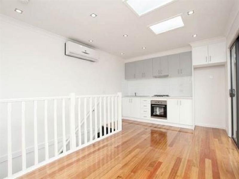 8/6 Central Avenue, Thomastown VIC 3074