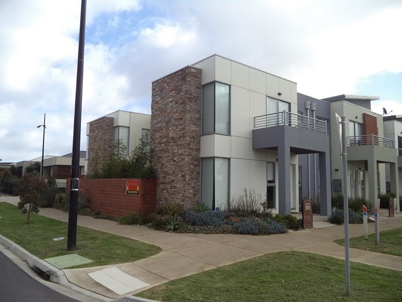 11 Champions Parade, Epping VIC 3076