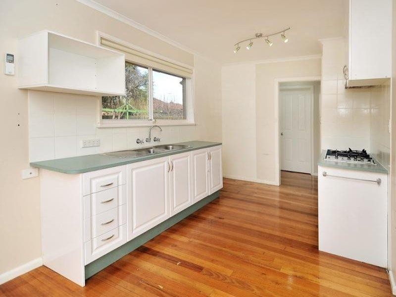 25 Bickley Avenue, Thomastown VIC 3074